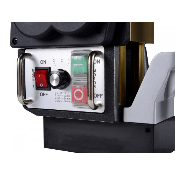 Magnetická vŕtačka s autoposuvom AGP MD300N