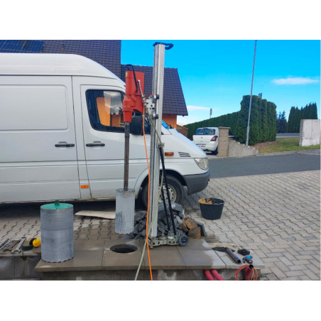 Vŕtací stojan AGP S800